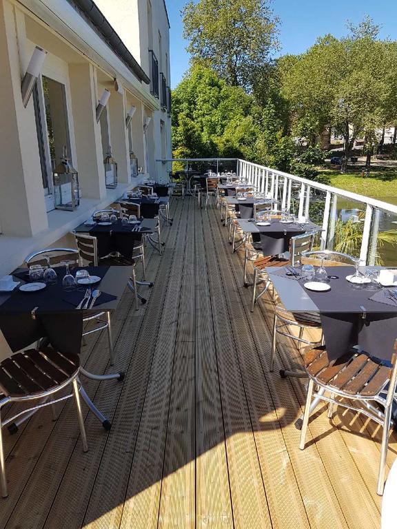 Logis Hotel Auberge De L'Etang Magnac-Bourg Exterior photo